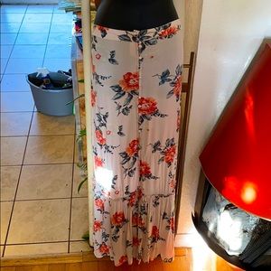 American Eagle Outfitters skirt